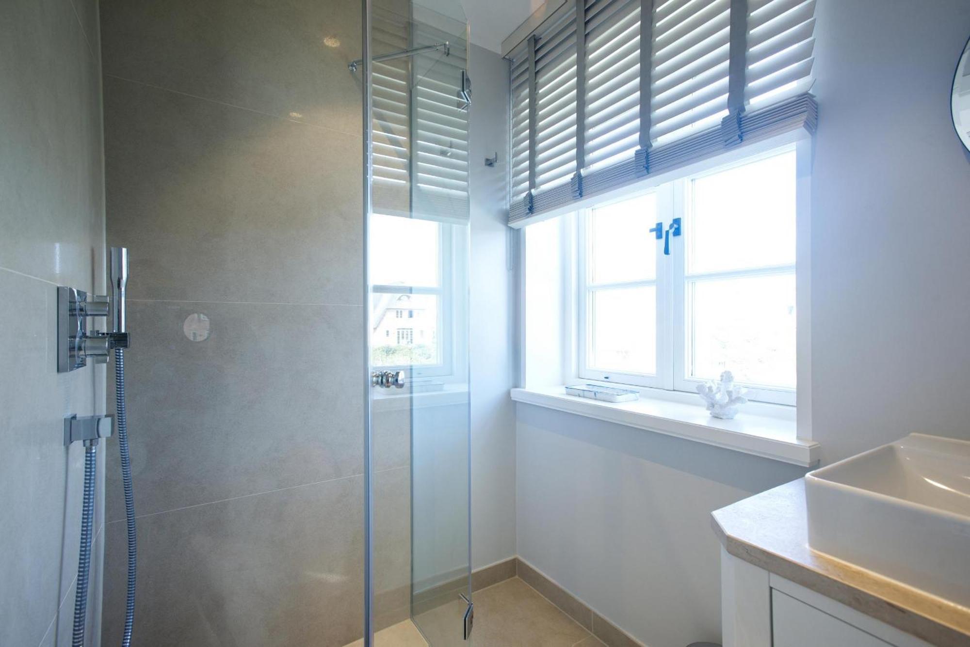 Neu! Ferienhaus Litj Horsa Hoog - Luxus, Lage, Leichtigkeit Mit Wellenrauschen In Wenningstedt Sylt מראה חיצוני תמונה